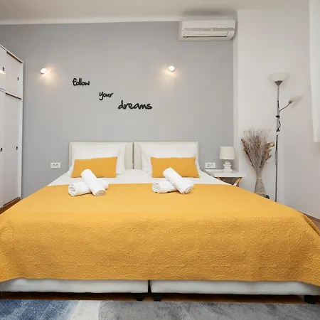 Nena Apartment *